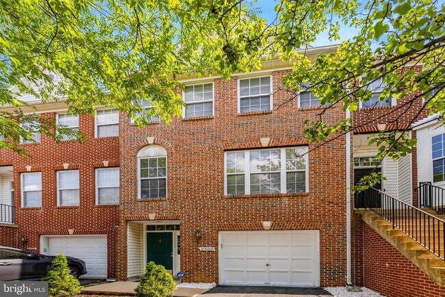 Building Photo - 2505 James Madison Cir