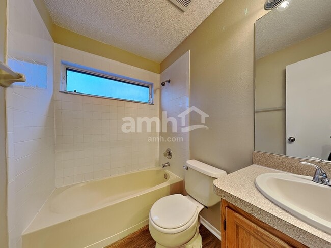 Building Photo - 4604 Copper Ln