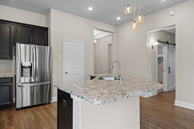 Building Photo - 15323 Holloway Hls Trl