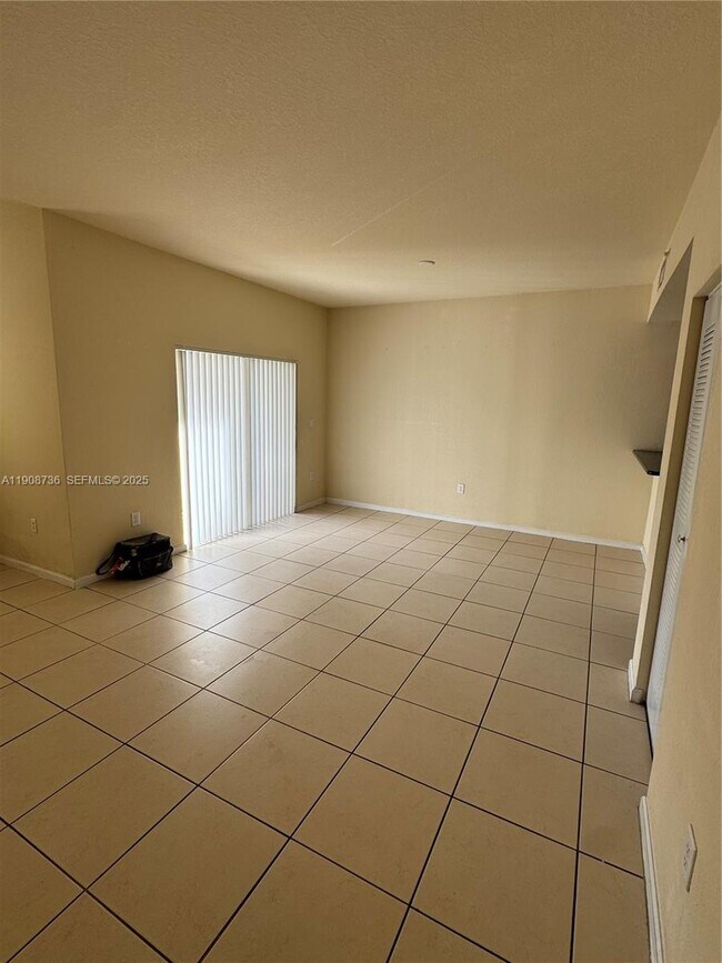 Building Photo - 11605 NW 89th St