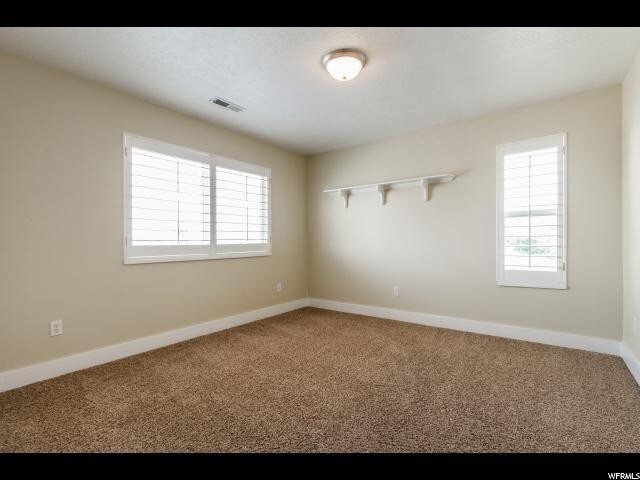 Building Photo - Beautiful 4 Bd 2.5 Bath Home in Sandy