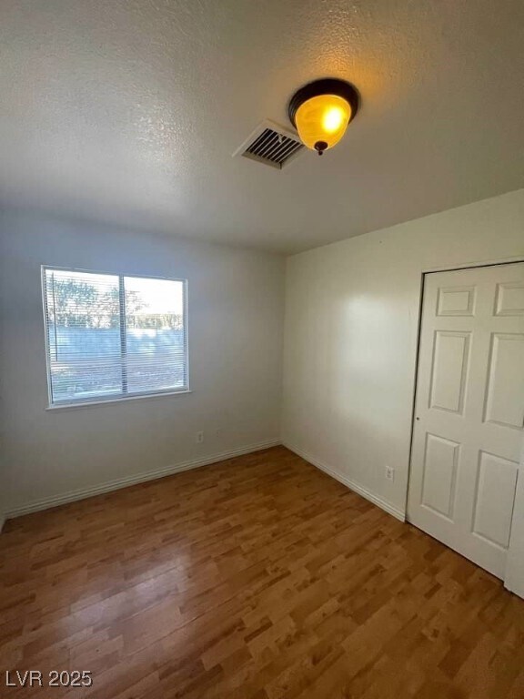 Building Photo - 3948 N Applecrest St