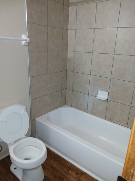 Building Photo - 2666 Sawbury Blvd