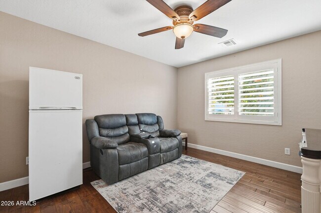 Building Photo - 1426 N Omaha Cir