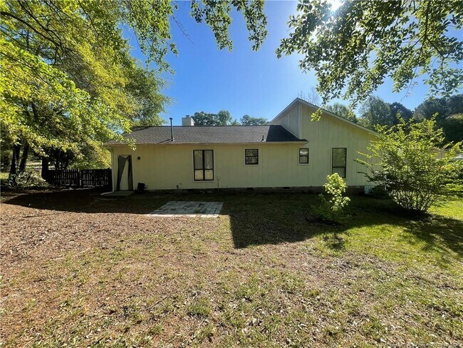 Building Photo - 6804 Leeds Ct