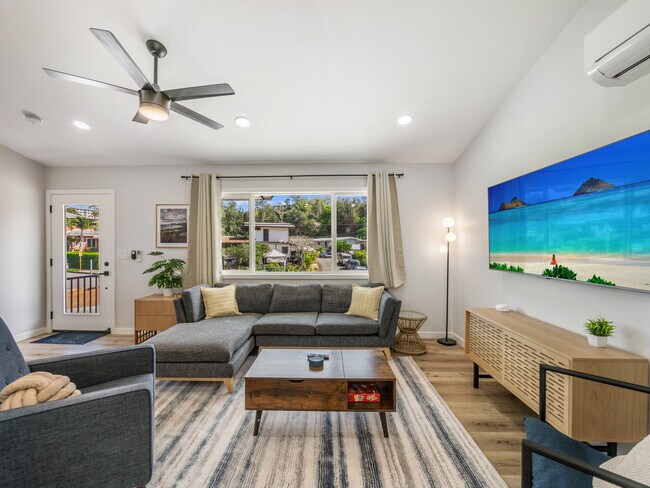 Building Photo - 95-148 Waimakua Dr