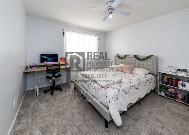 Building Photo - 2214 Cowhand Pl