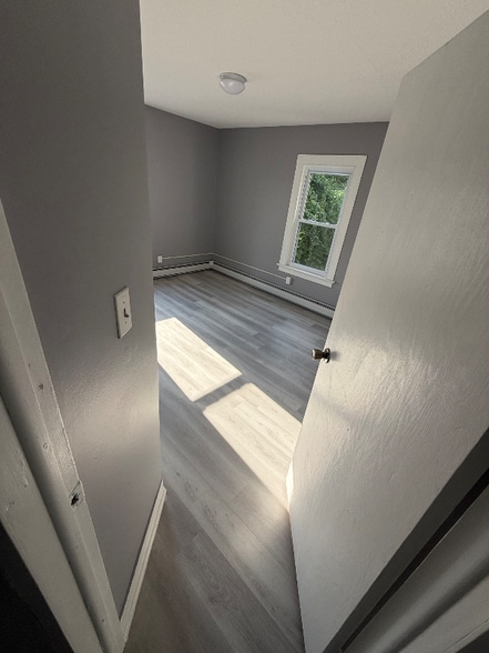 Building Photo - 247 Washington St