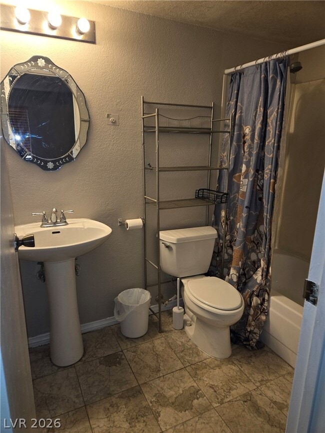 Building Photo - 701 Rock Springs Dr