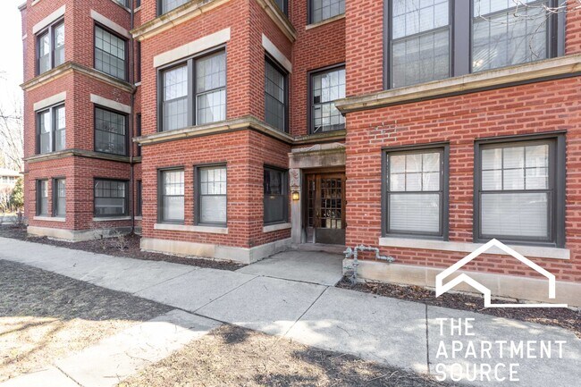 Building Photo - 943 Judson Ave