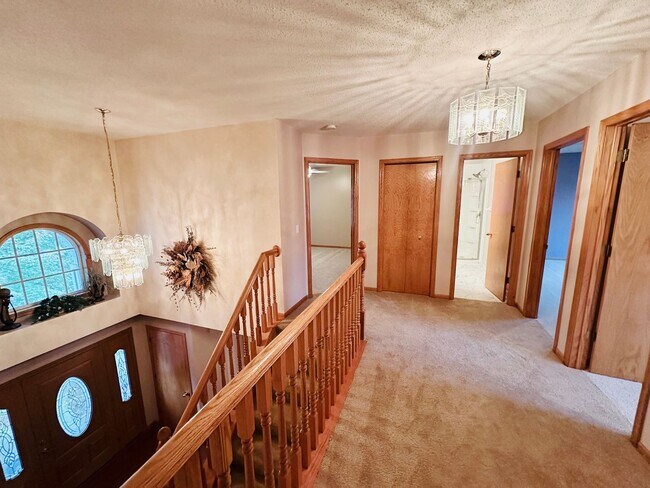 Building Photo - Stunning 6-Bedroom Corner-Lot Home w/ Luxury Finishes & Entertainer’s Layout