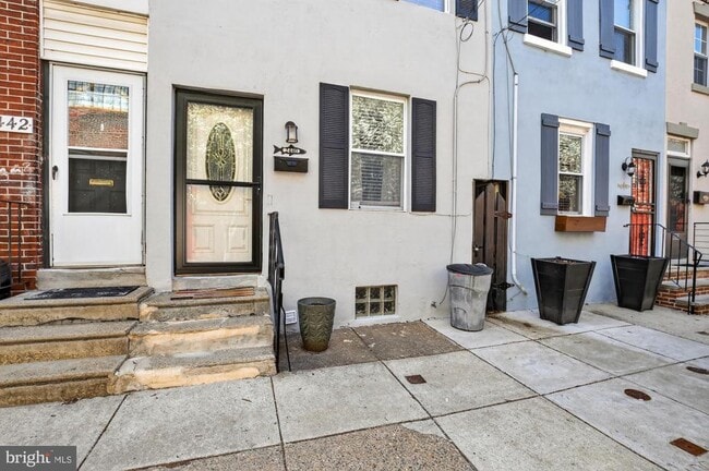 Building Photo - 2440 E Gordon St