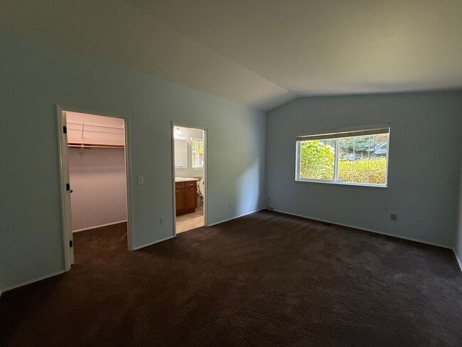 Building Photo - 15419 Mulberry Dr SE