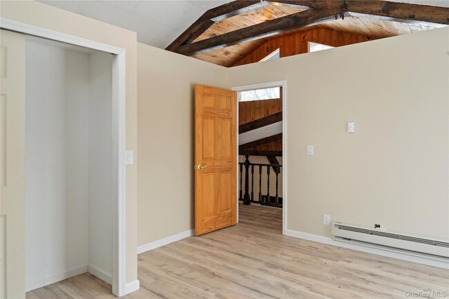 Building Photo - 378 Broadway