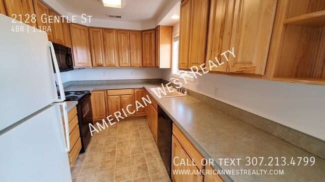 Building Photo - 2128 Gentle St