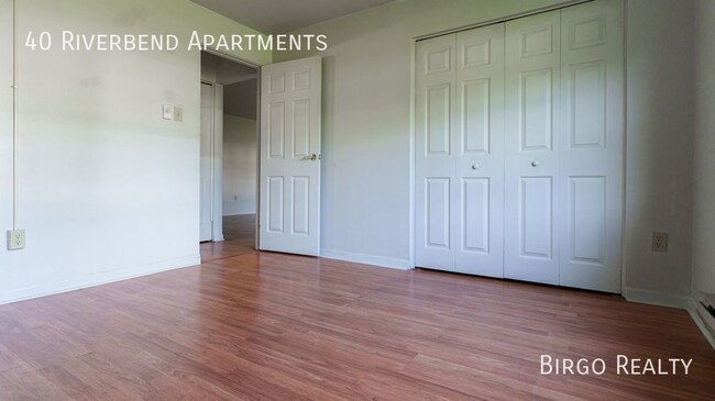 Primary Photo - Beautiful 1 Bedroom Apartment- Move in Today!