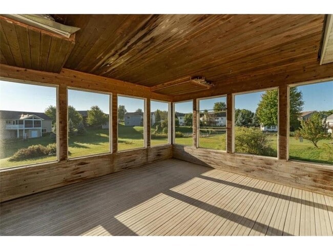 Building Photo - 6372 Bandel Ln NW