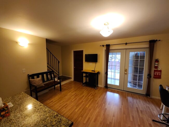 Building Photo - 436 Amblewood Way