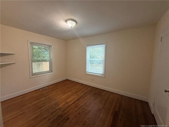 Building Photo - 115 S Tarboro St