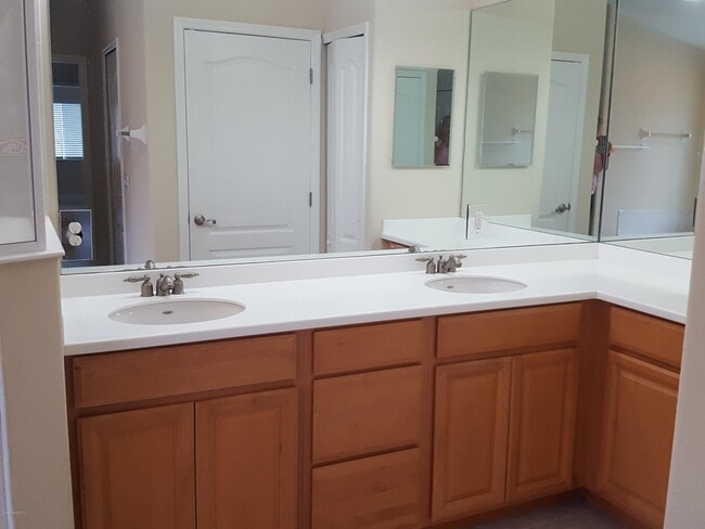 Building Photo - 1340 Cibola Dr