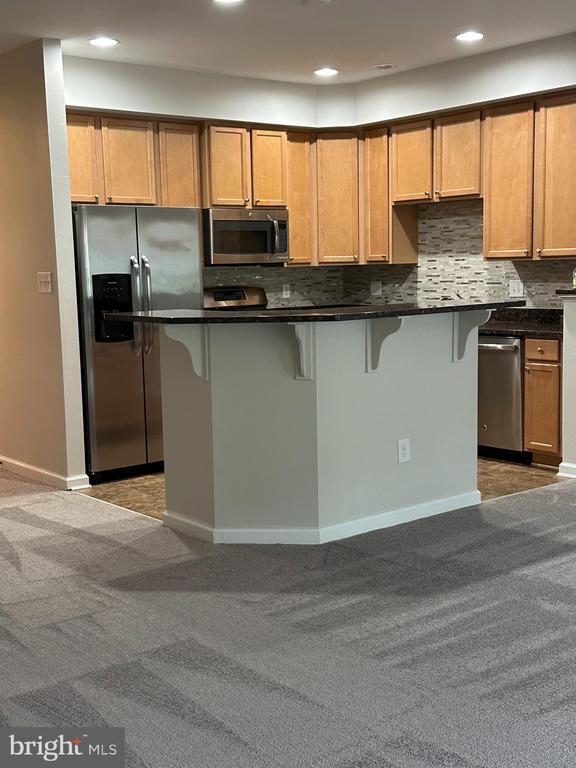 Building Photo - 2003 Exposition Dr