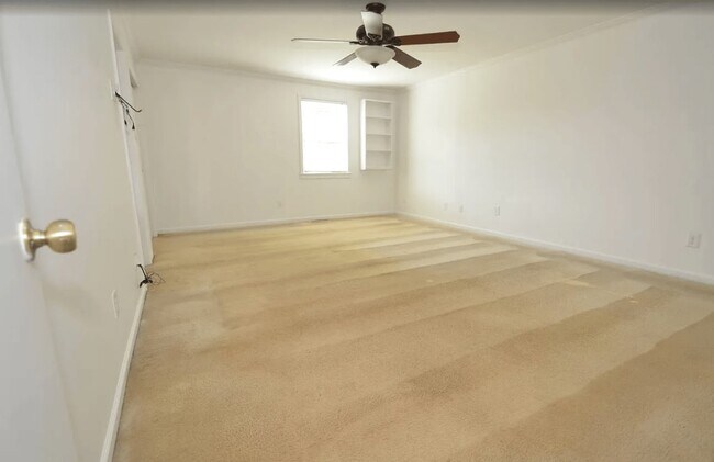 Building Photo - 1495 Haynes Ct SW