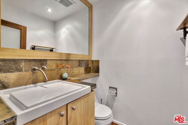 Building Photo - 24 Westwind St