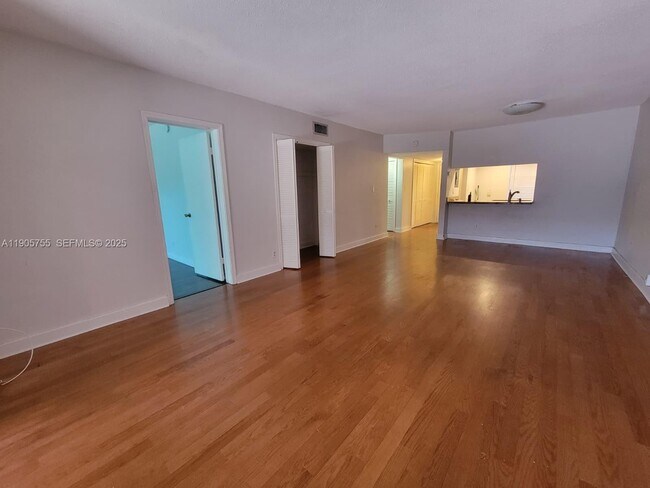 Building Photo - 4321 NW 9th Ave