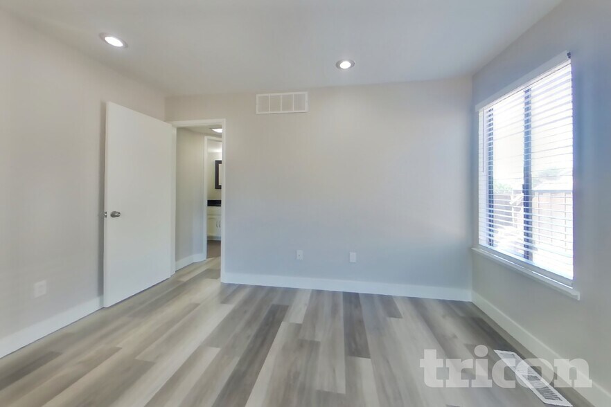 Building Photo - 2819 Filbert St