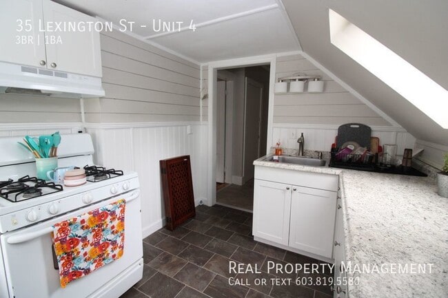 Building Photo - 3-Bedroom Apartment in Dover with New Upgr...