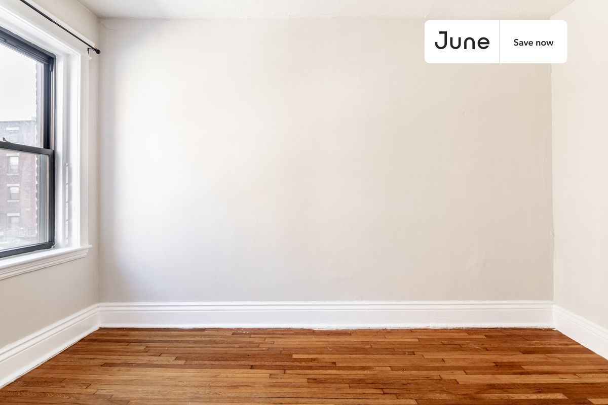 Building Photo - 31 Queensberry St