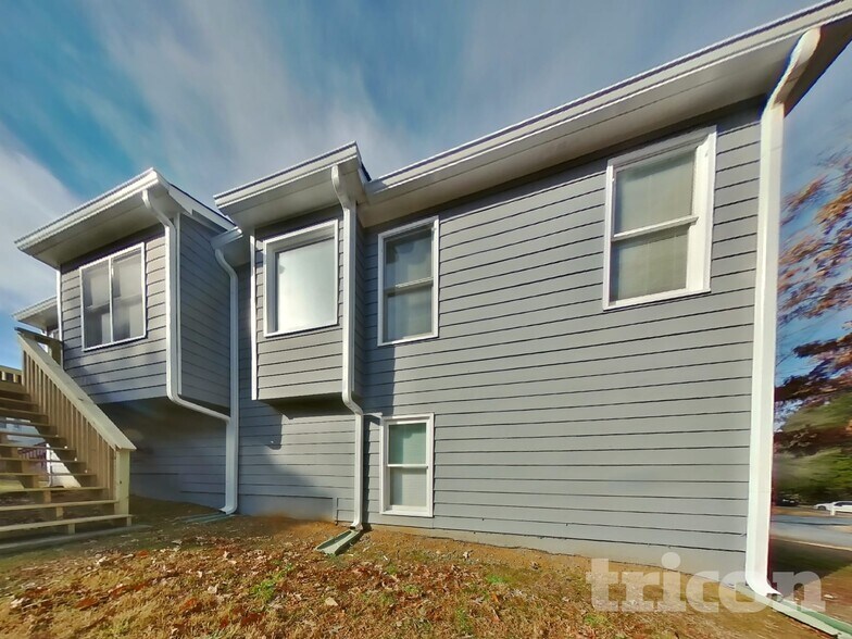 Building Photo - 4784 Julian Way