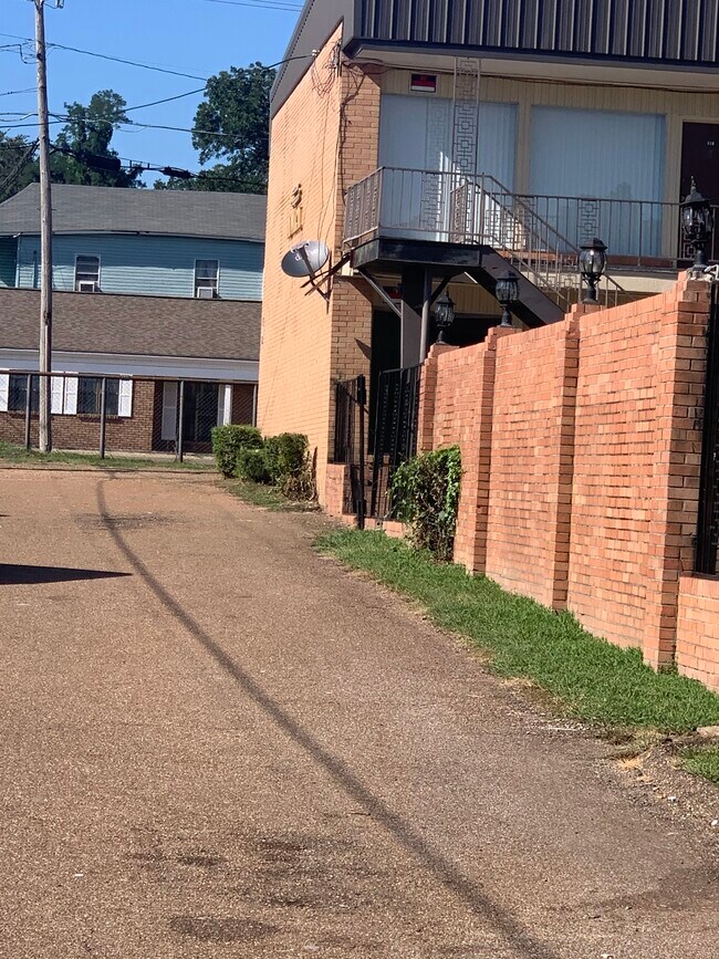 AdmiralImperial Apartments 1200 Mission 66 Vicksburg MS 39183