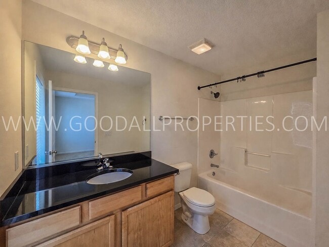 Building Photo - West Des Moines Townhome with Garden Space, Flex Room & Waukee Schools