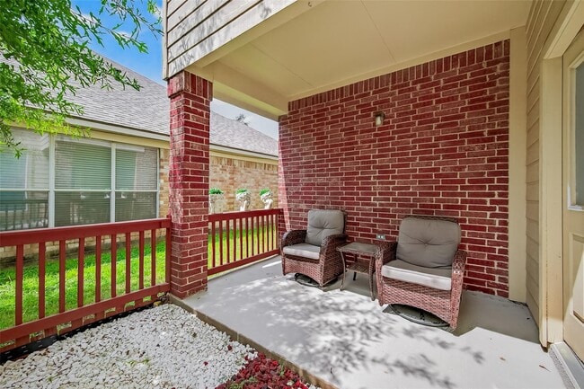 Building Photo - 3718 Garden Green Trail