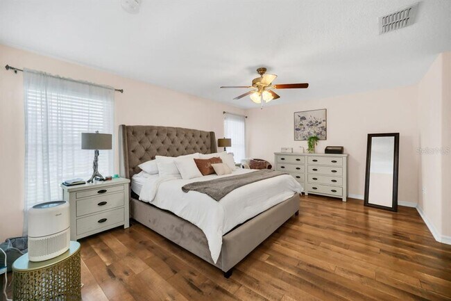 Building Photo - 9420 Ivywood St