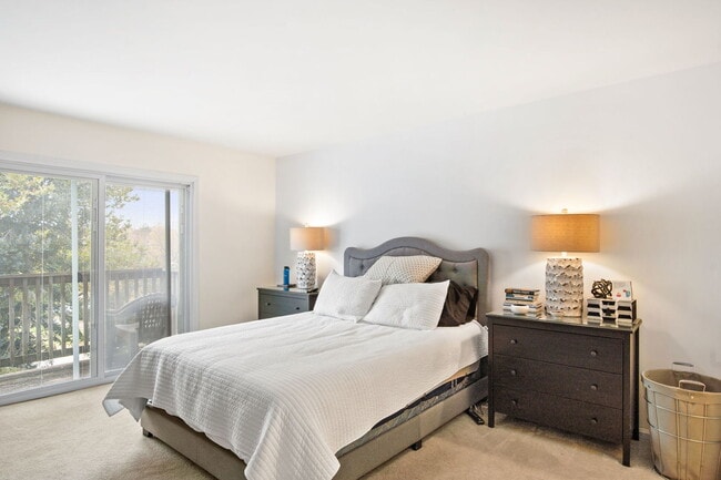 Building Photo - 103 N Bennett St