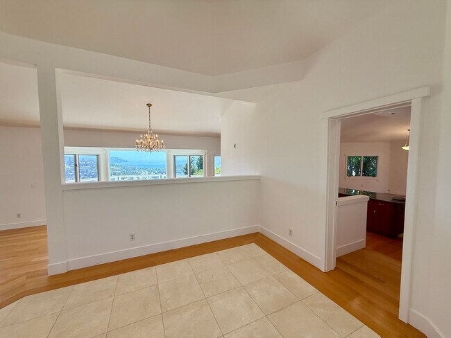 Building Photo - PANORAMIC BAY VIEW ESTATE IN PRESTIGIOUS TIBURON