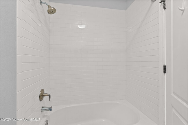 Building Photo - 1741 Kinsale Ct