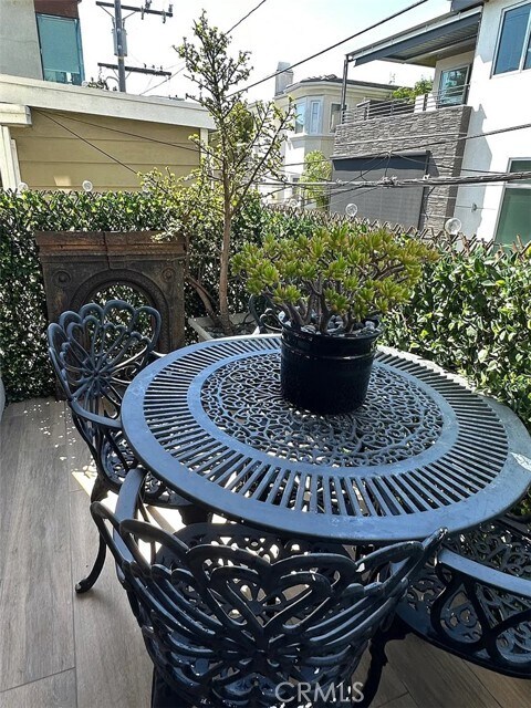 Building Photo - 433 Marine Pl