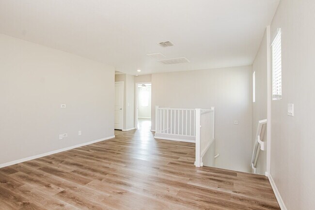 Building Photo - 11633 N 165th Ln