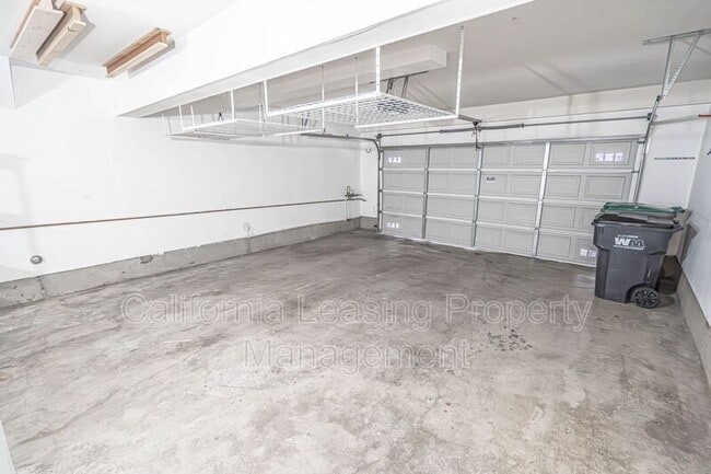 Building Photo - 23420 Waterway Ln