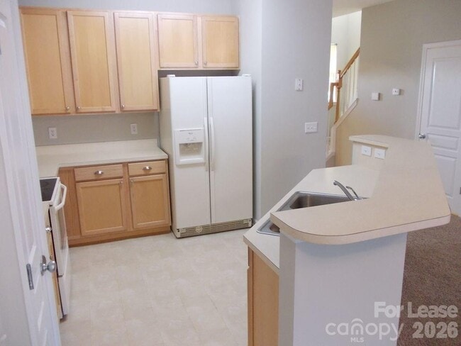 Building Photo - 8488 Chaceview Ct