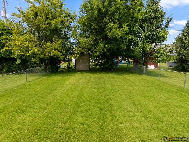 Building Photo - 531 Bell Pl Dr