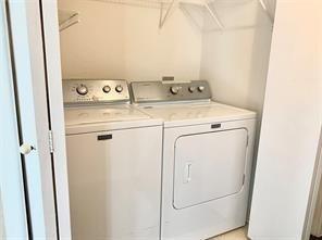 Building Photo - 12400 Overbrook Ln