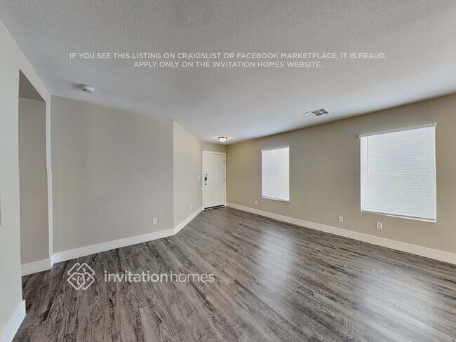 Building Photo - 8648 Shady Pines Dr