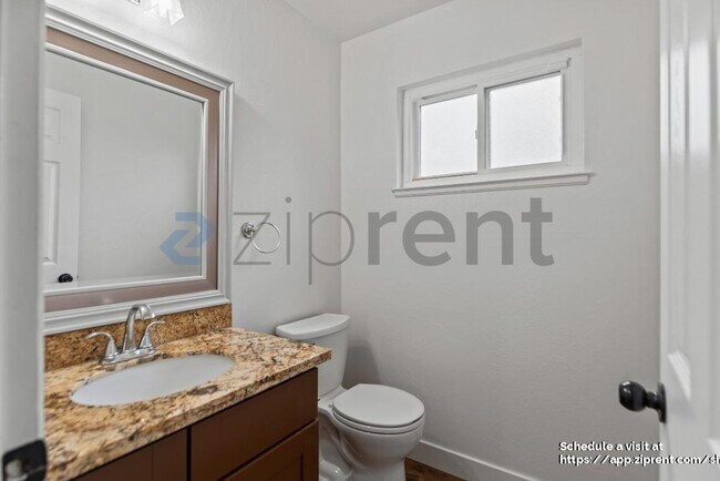 Building Photo - 129 John Kirk Ct