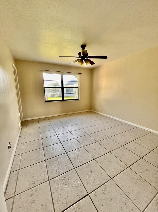 Building Photo - 431 Jupiter Lakes Blvd