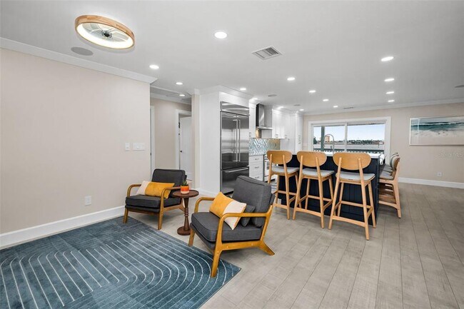 Building Photo - 804 Bay Point Dr