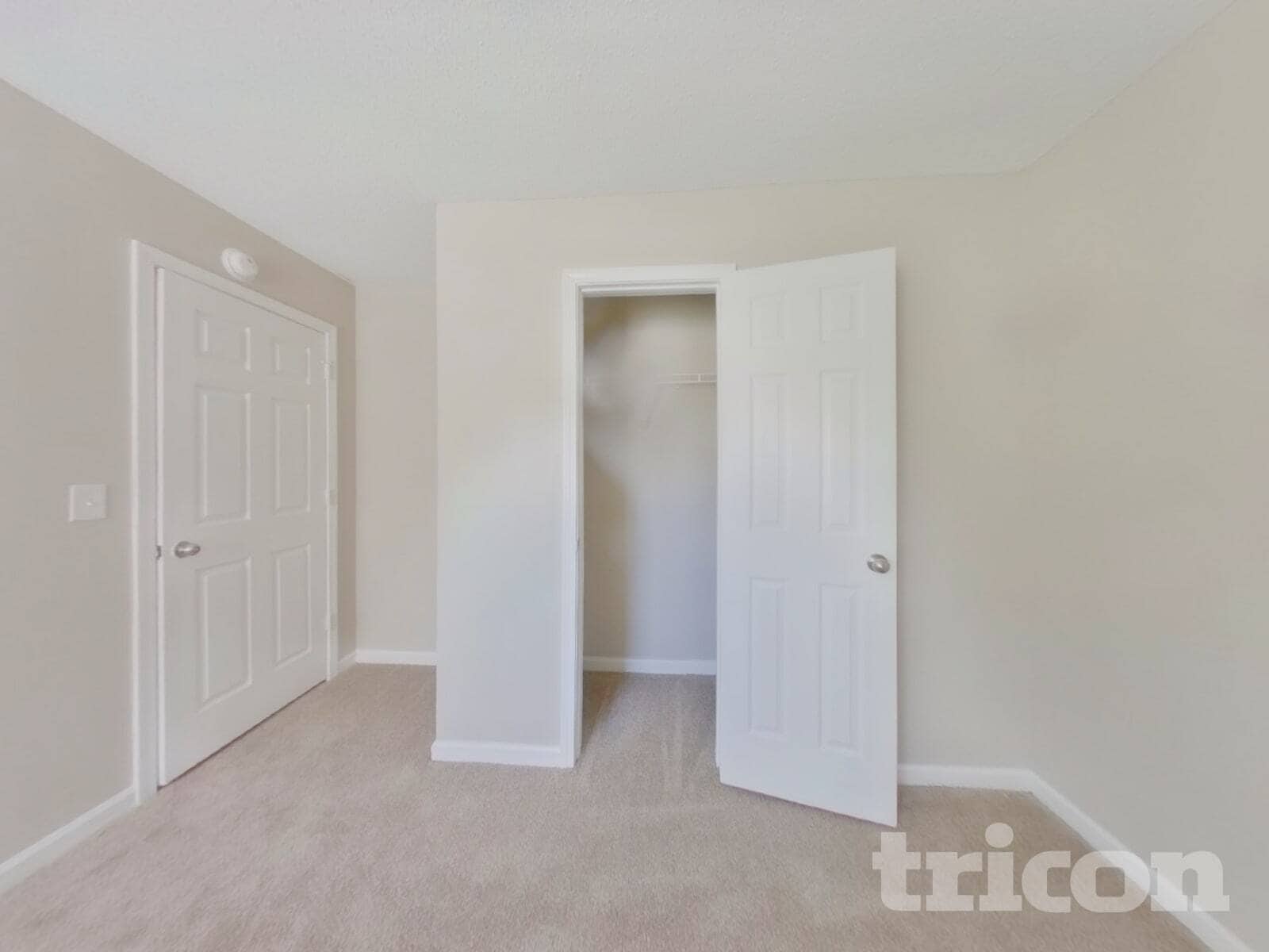 Building Photo - 1418 White Rocks Way NE